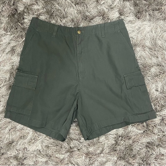 Cherokee women green 100% cotton cargo shorts. Size 14.  NWOT. - Picture 6 of 7